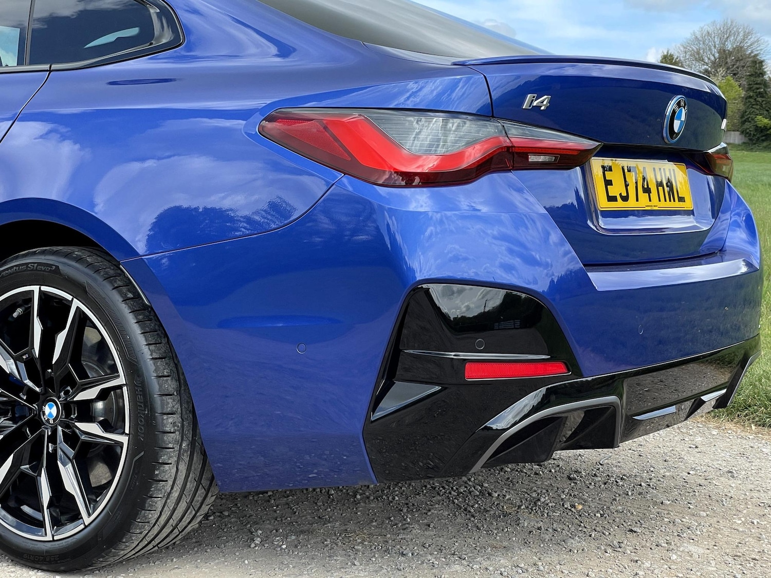 Used BMW i4 2024 for sale - 76608118: Photo 11