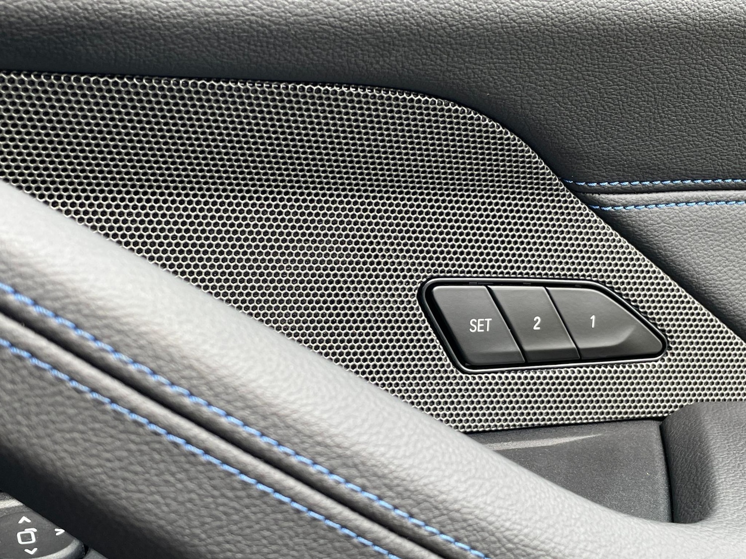 Used BMW i4 2024 for sale - 76608118: Photo 20