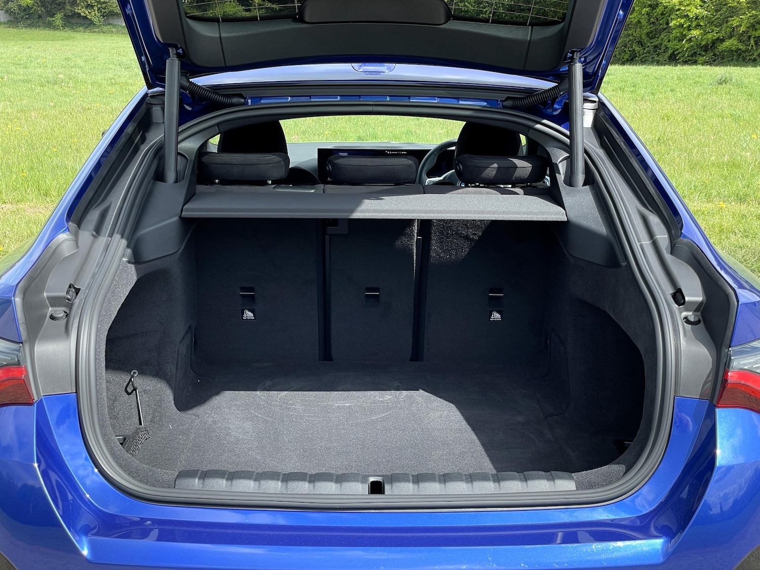 Used BMW i4 2024 for sale - 76608118: Photo 30