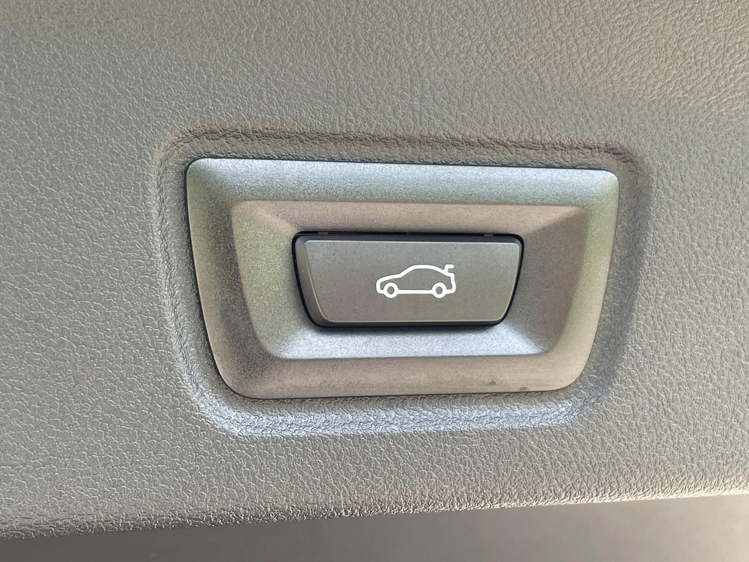 Used BMW i4 2024 for sale - 76608118: Photo 31