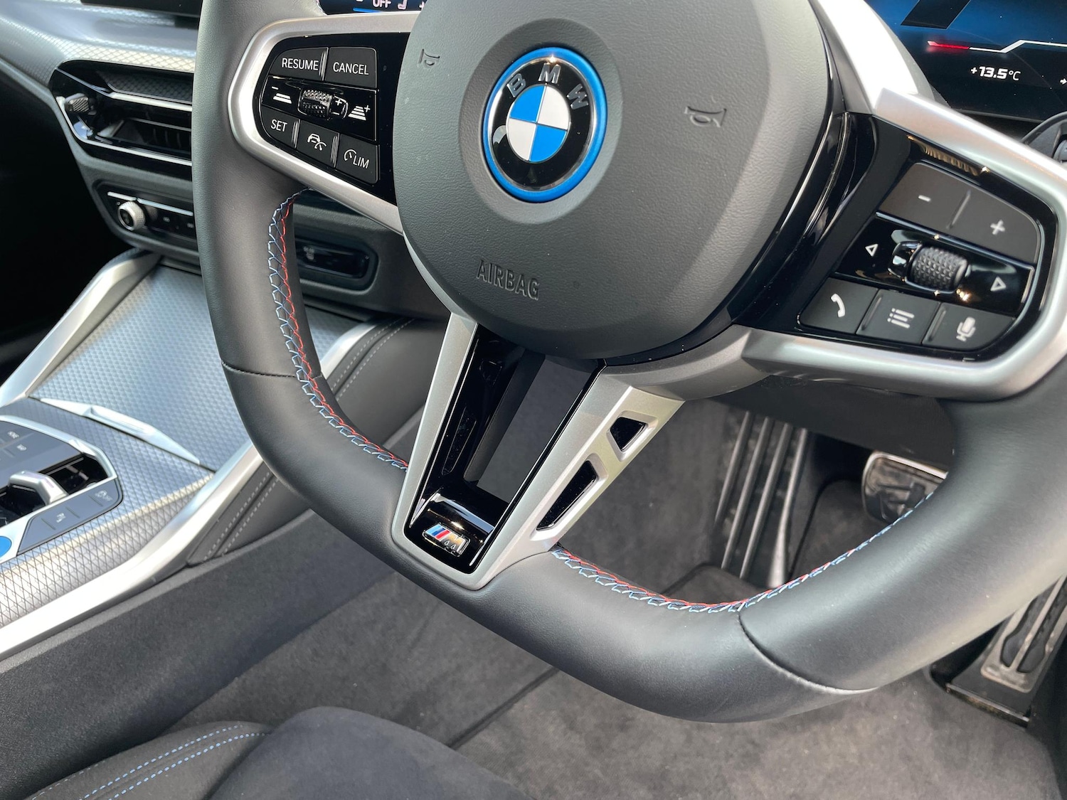 Used BMW i4 2024 for sale - 76608118: Photo 60
