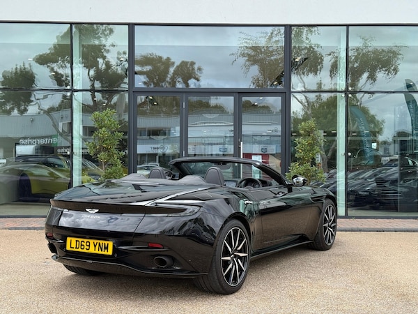 Used Aston Martin DB11 2019 for sale - 75623044: Photo 14