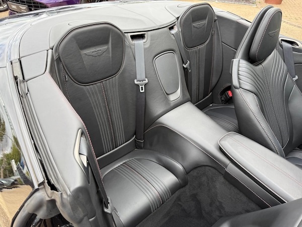 Used Aston Martin DB11 2019 for sale - 75623044: Photo 17