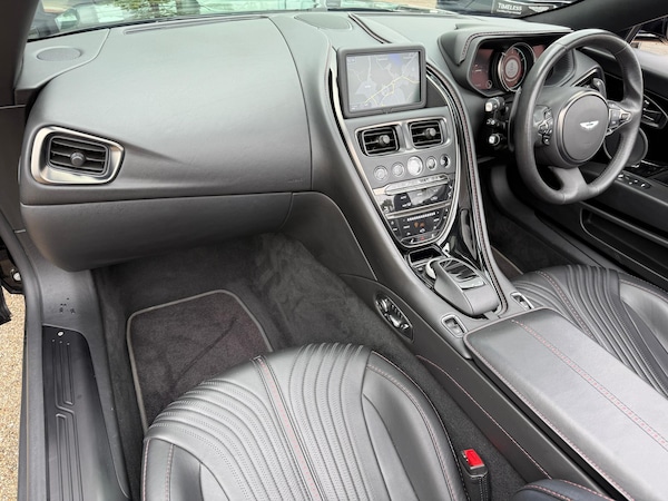 Used Aston Martin DB11 2019 for sale - 75623044: Photo 21