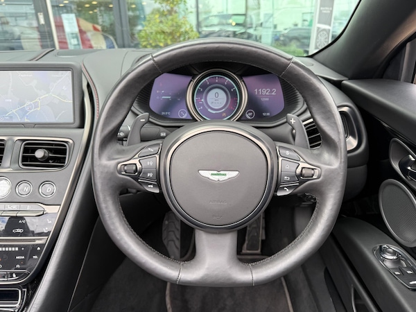 Used Aston Martin DB11 2019 for sale - 75623044: Photo 29