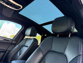 Used Porsche Macan 2022 for sale - 75927452: Photo