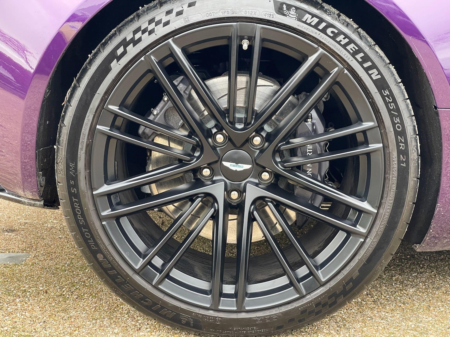 Used Aston Martin V8 2025 for sale - 76573624: Photo 4