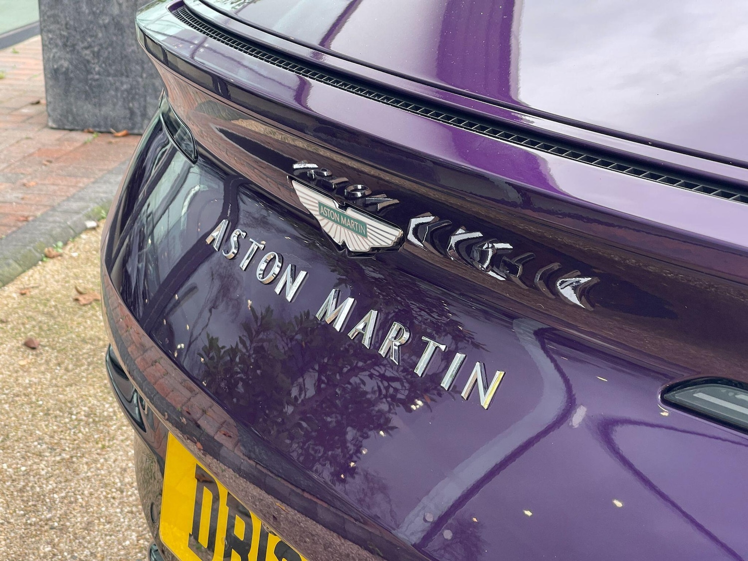 Used Aston Martin V8 2025 for sale - 76573624: Photo 8