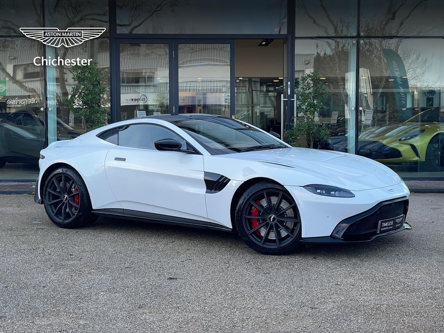 Used Aston Martin Vantage 2020 for sale - 76824884: Photo 1