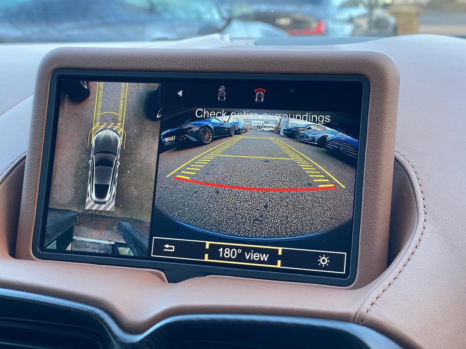 Used Aston Martin Vantage 2020 for sale - 76824884: Photo 32