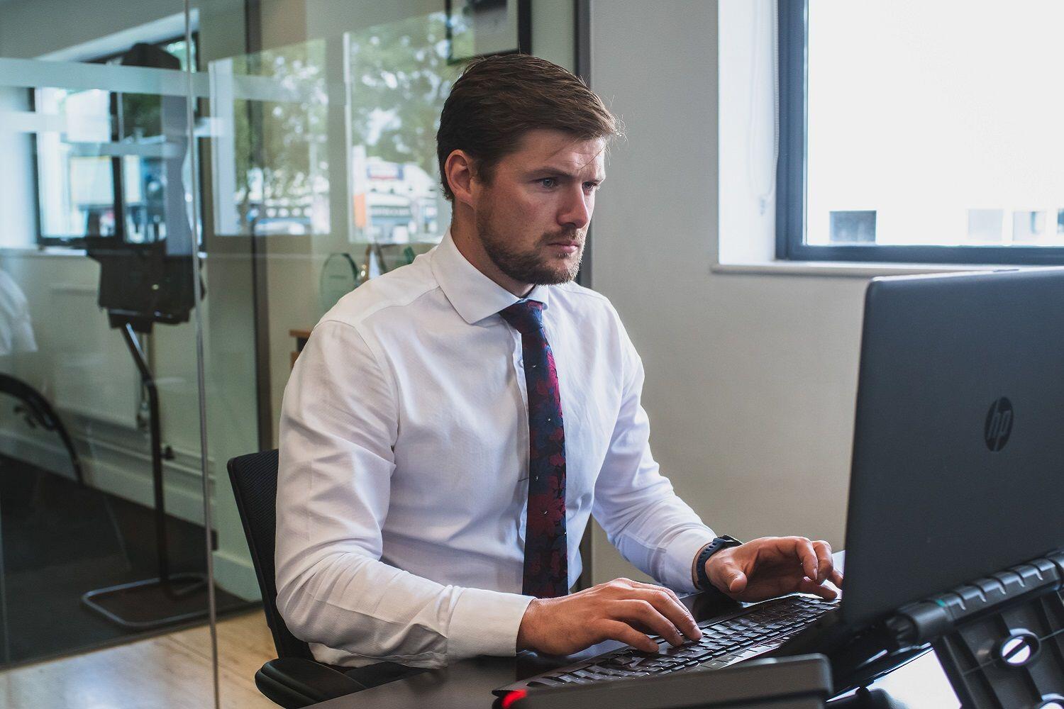 Used BMW 3 Series 2024 for sale - 76701581: Photo 10