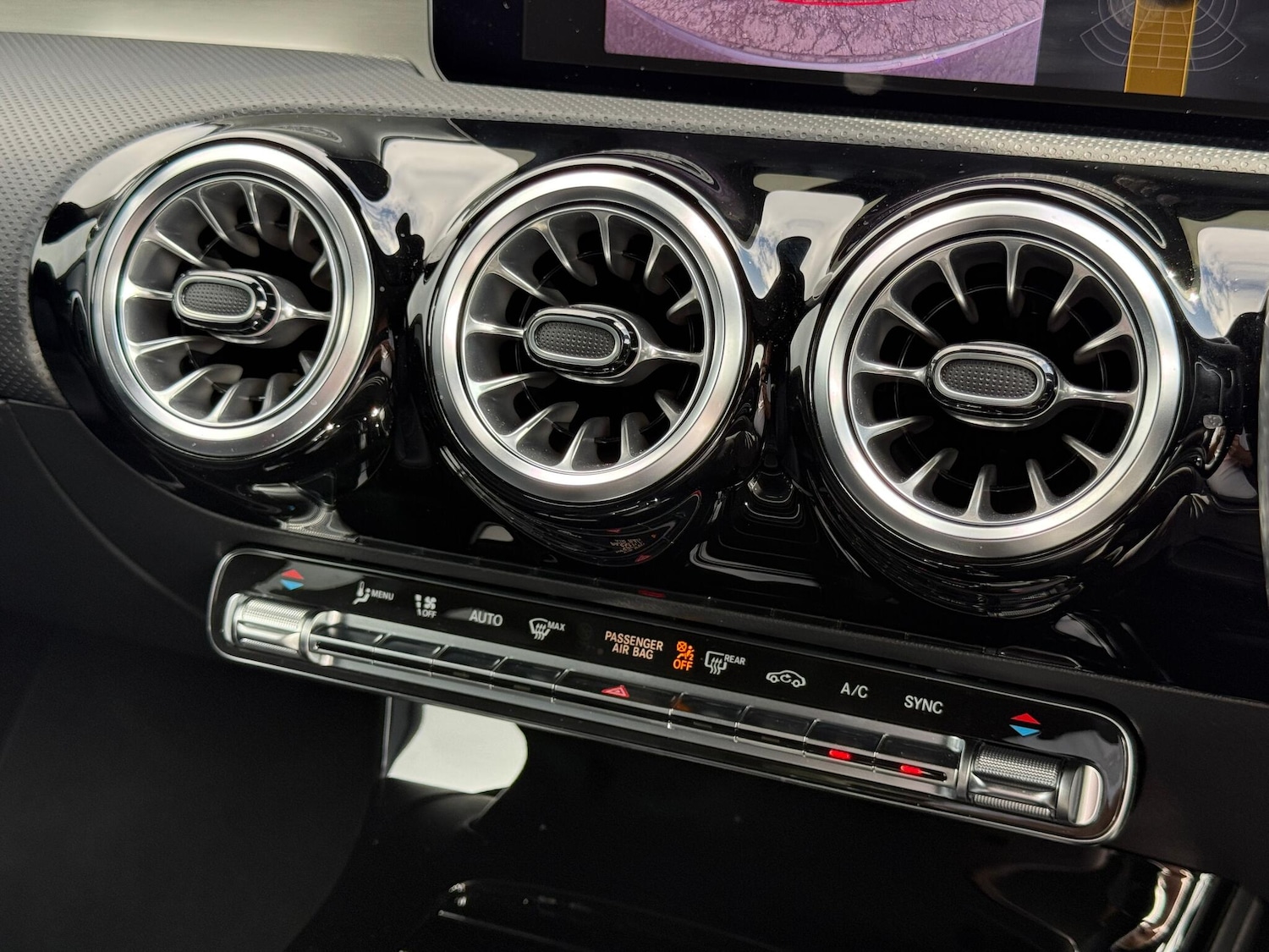 Used Mercedes-Benz CLA 2022 for sale - 76612990: Photo 40