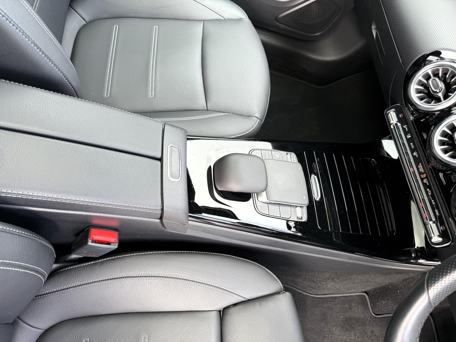 Used Mercedes-Benz CLA 2022 for sale - 76612990: Photo 46