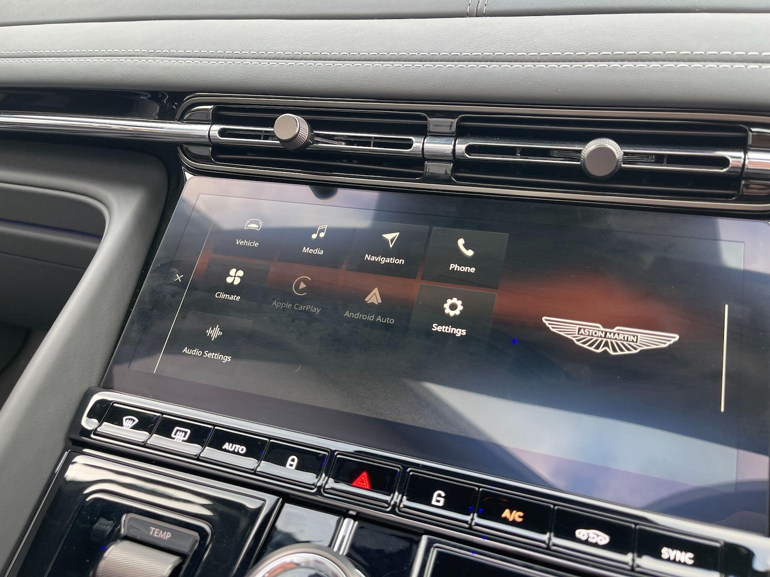 Used Aston Martin V8 2025 for sale - 76918693: Photo 26