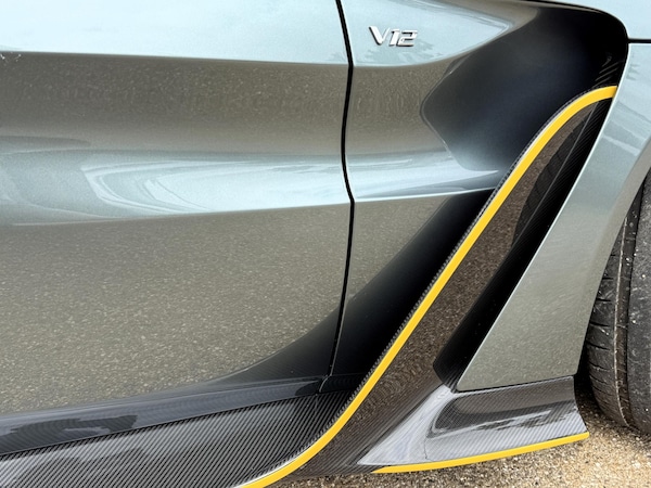 Used Aston Martin Vantage 2023 for sale - 75226071: Photo 15