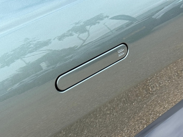 Used Aston Martin Vantage 2023 for sale - 75226071: Photo 16