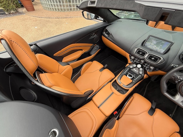 Used Aston Martin Vantage 2023 for sale - 75226071: Photo 4