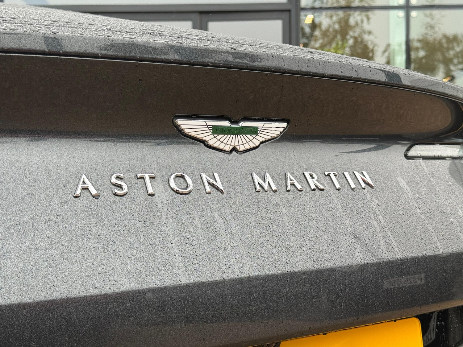 Used Aston Martin DB11 2021 for sale - 76153037: Photo 12