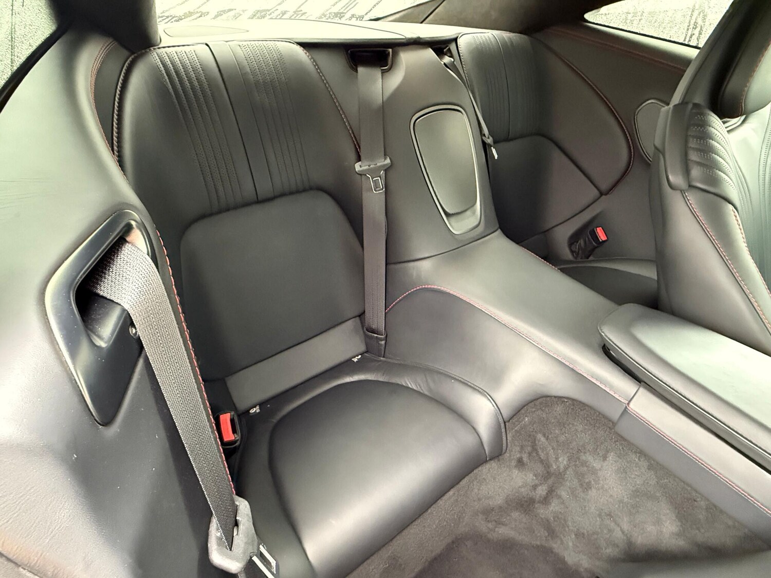 Used Aston Martin DB11 2021 for sale - 76153037: Photo 18