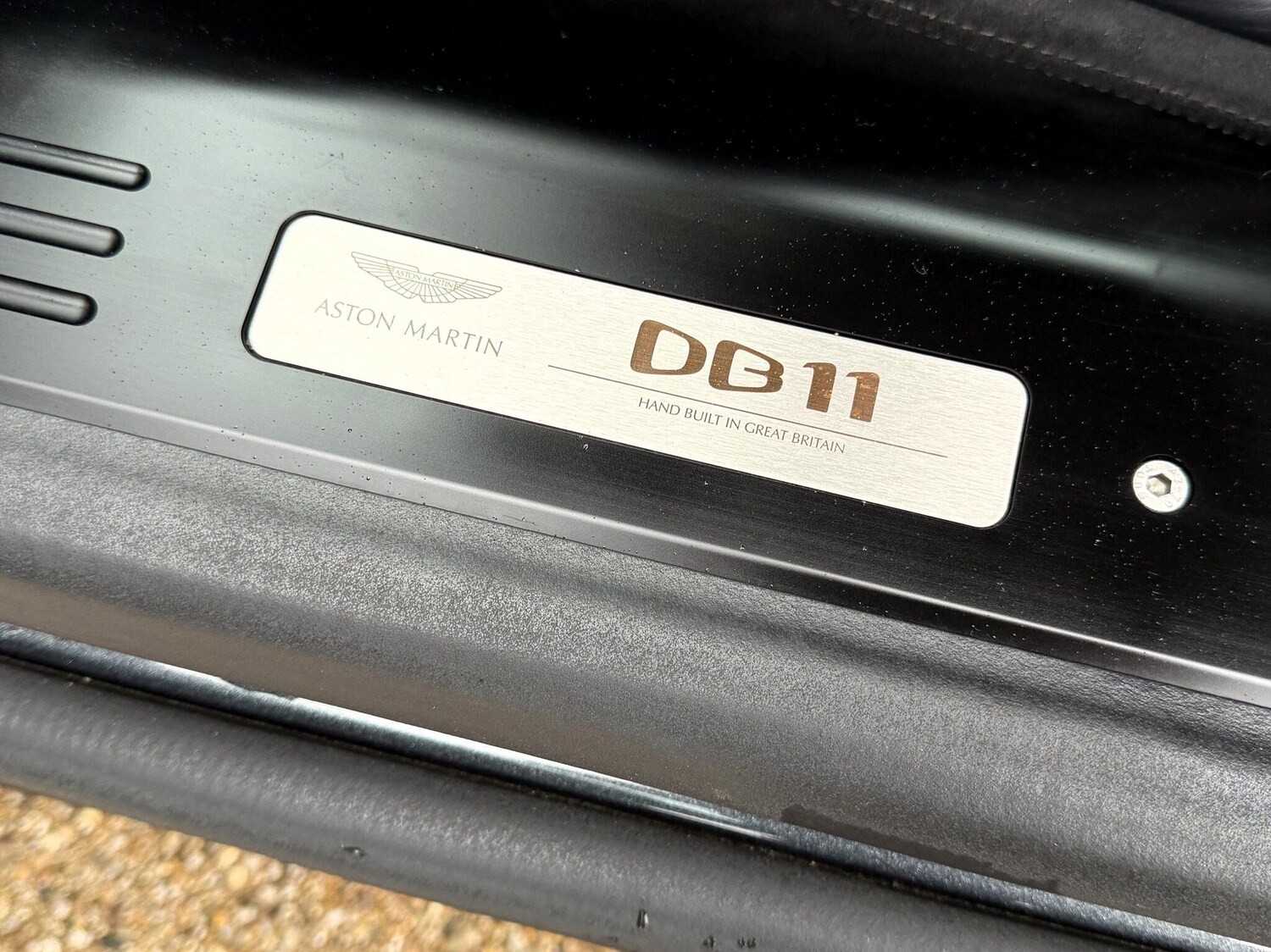 Used Aston Martin DB11 2021 for sale - 76153037: Photo 27