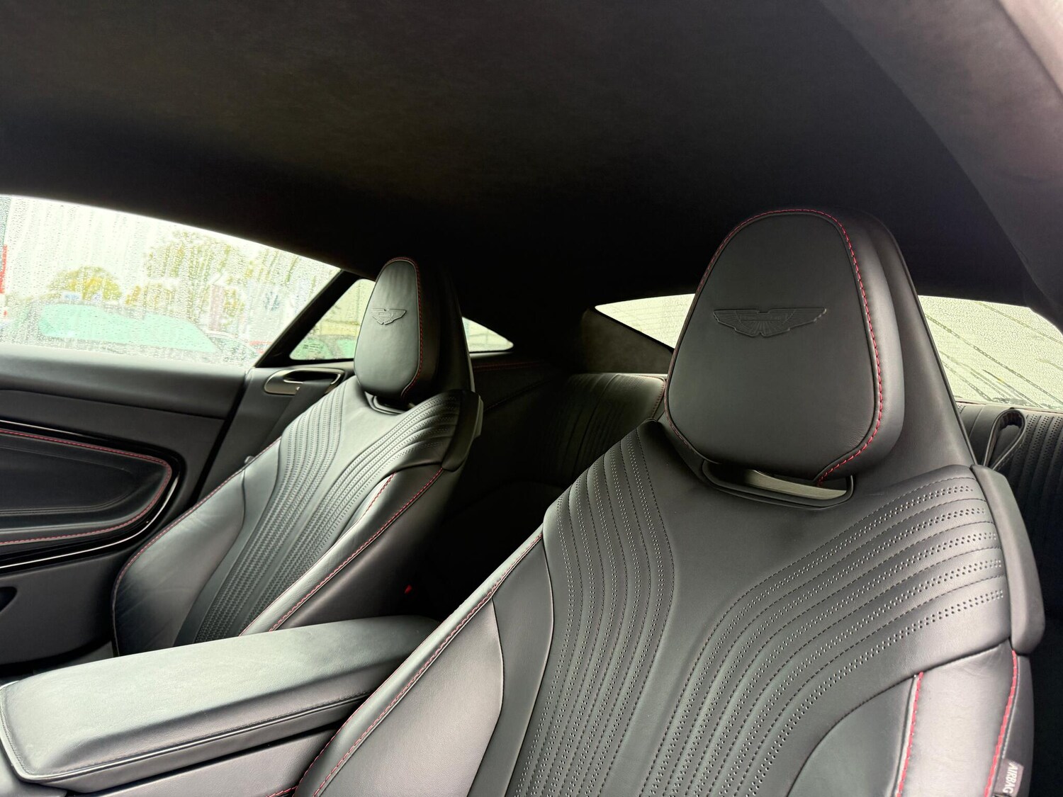 Used Aston Martin DB11 2021 for sale - 76153037: Photo 29