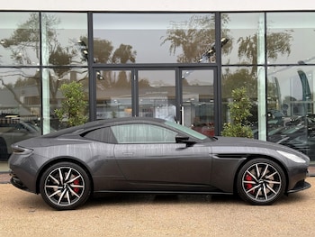 Used Aston Martin DB11 2021 for sale - 76153037: Photo 2