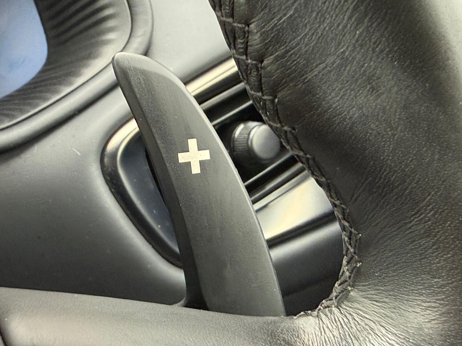 Used Aston Martin DB11 2021 for sale - 76153037: Photo 39