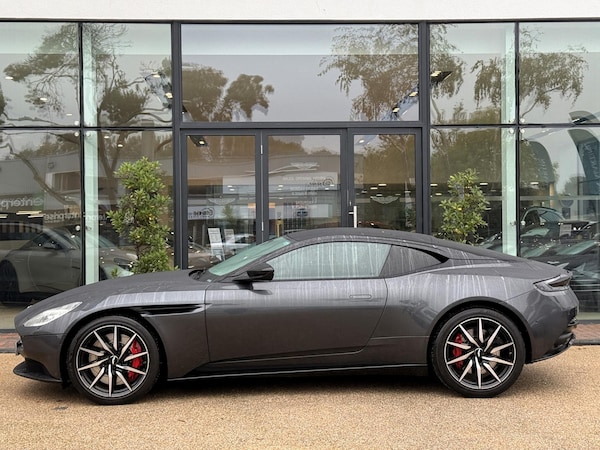 Used Aston Martin DB11 2021 for sale - 76153037: Photo 49