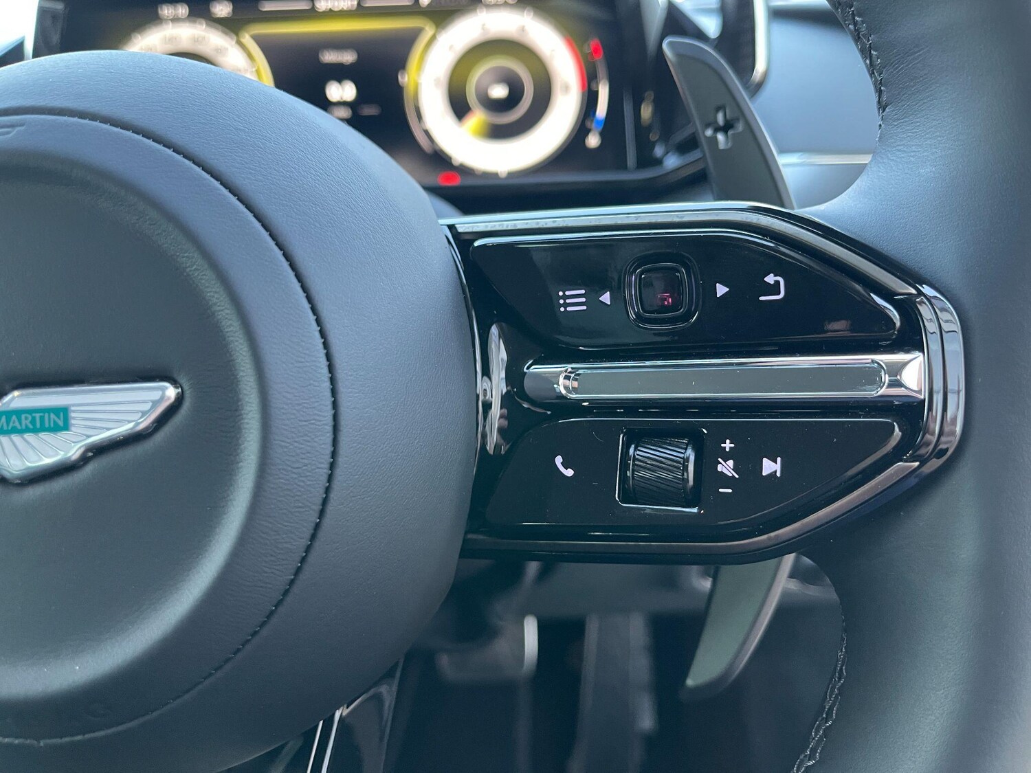 Used Aston Martin Vantage 2025 for sale - 76926652: Photo 33