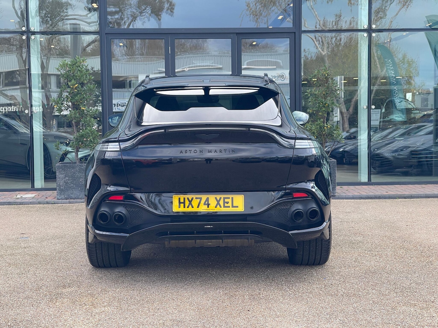 Used Aston Martin DBX 2024 for sale - 76359927: Photo 15