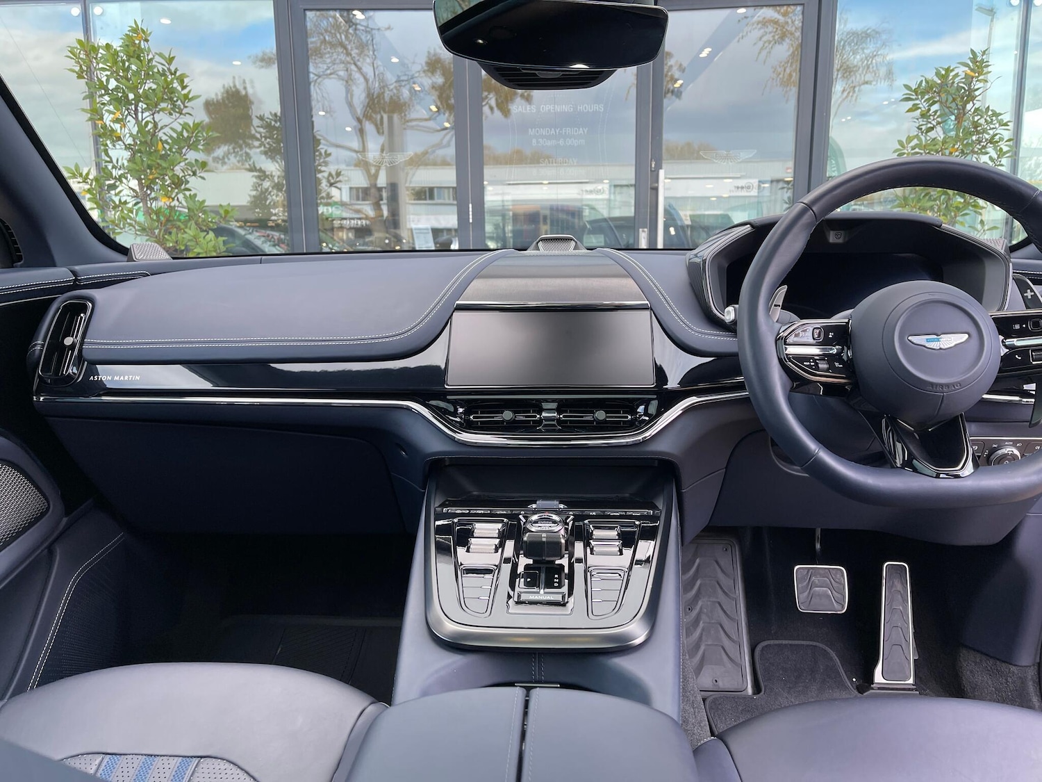 Used Aston Martin DBX 2024 for sale - 76359927: Photo 30