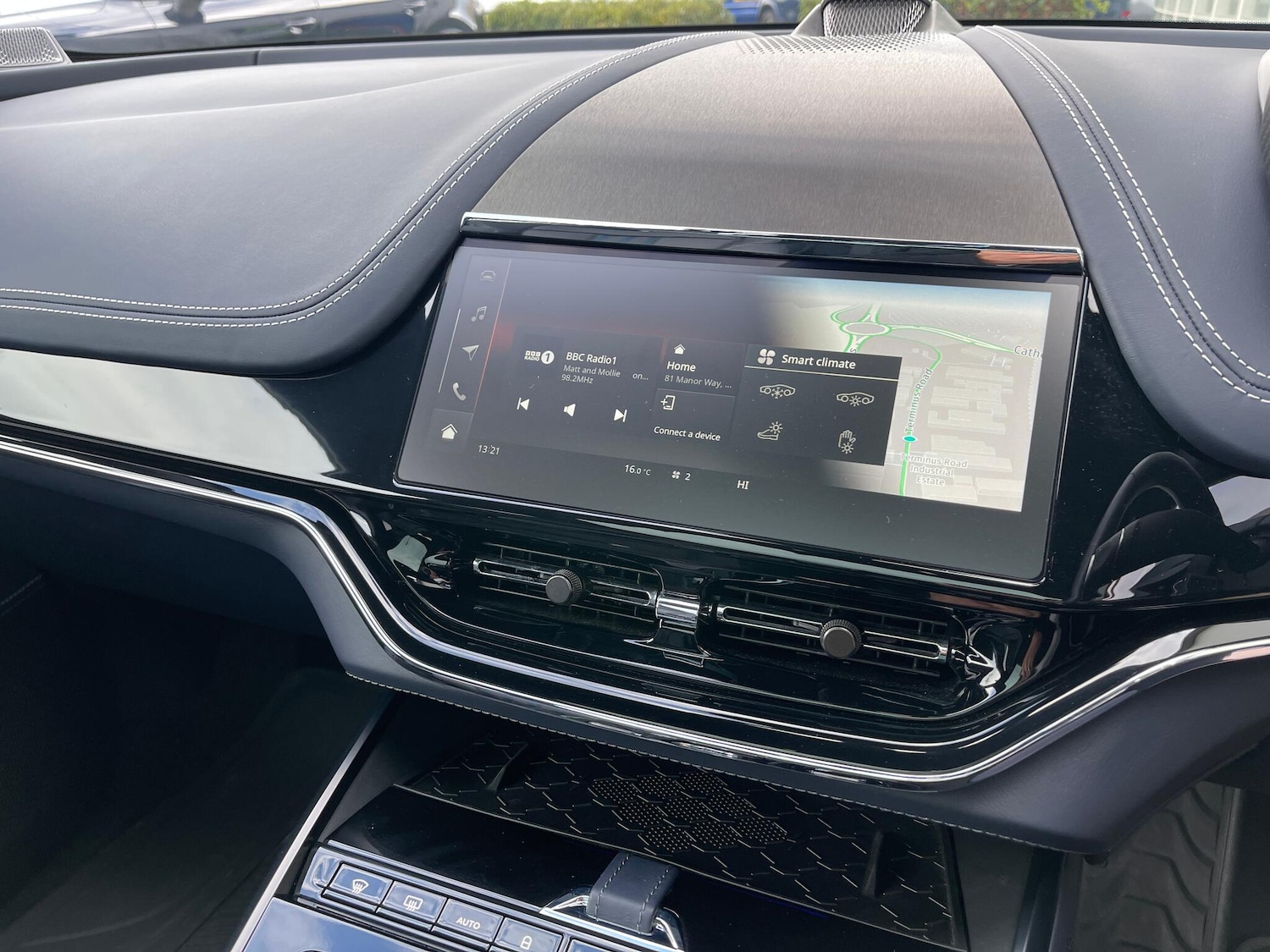Used Aston Martin DBX 2024 for sale - 76359927: Photo 40