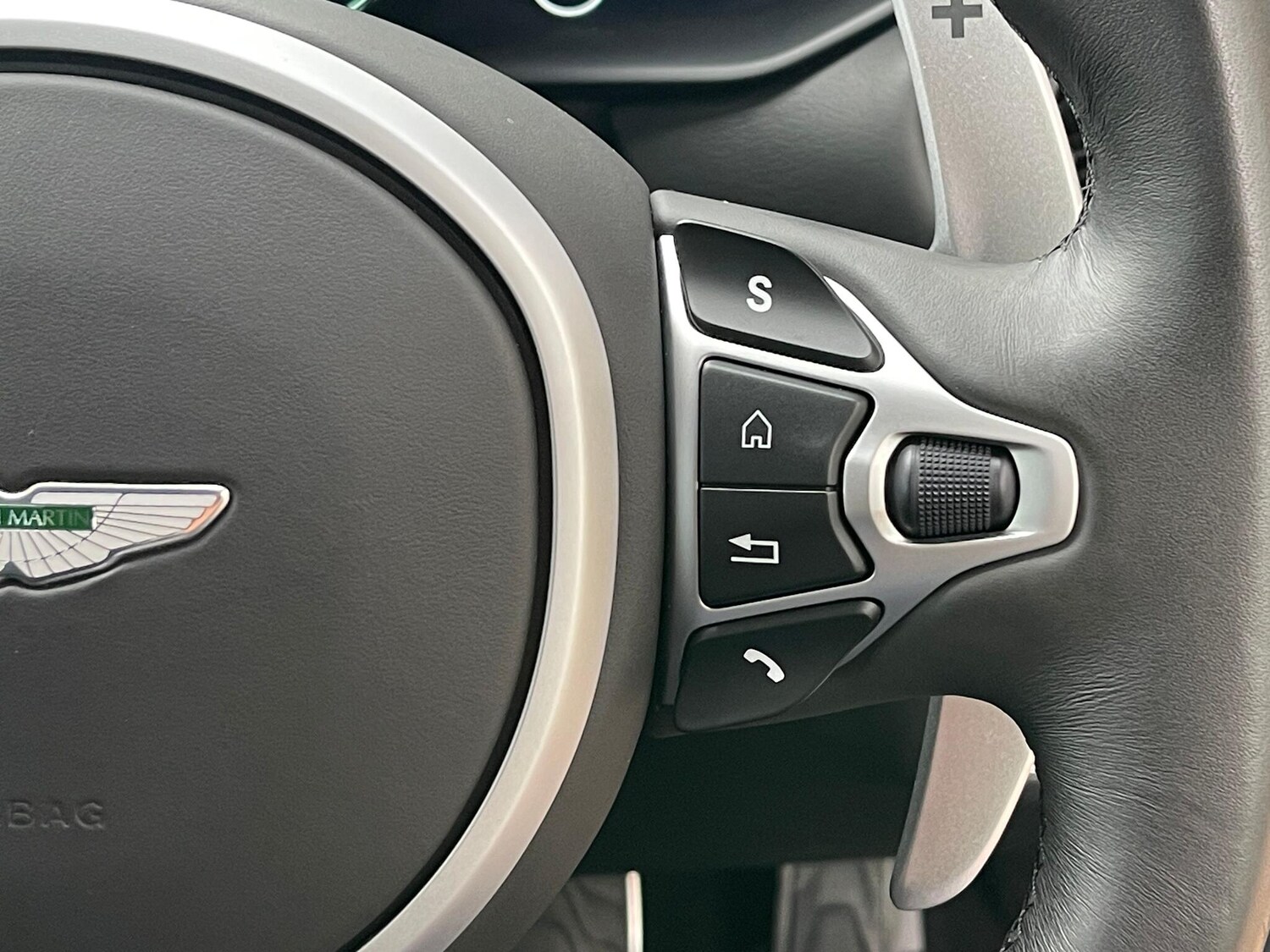 Used Aston Martin Vantage 2021 for sale - 76398212: Photo 23