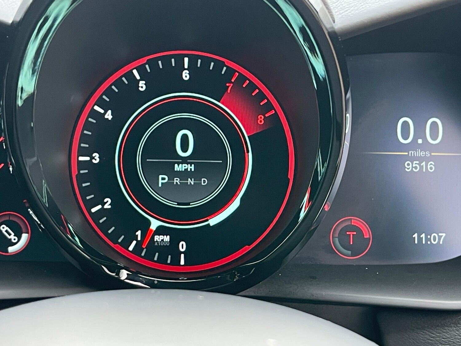 Used Aston Martin Vantage 2021 for sale - 76398212: Photo 30