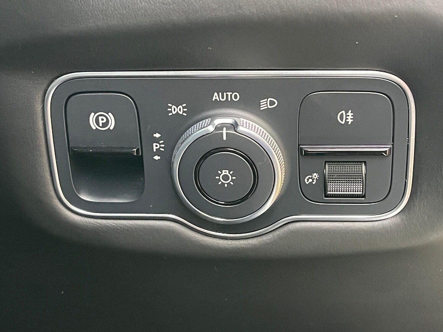 Used Aston Martin Vantage 2021 for sale - 76398212: Photo 32