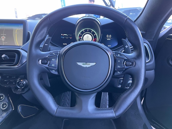 Used Aston Martin Vantage 2022 for sale - 76294632: Photo 11