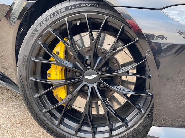 Used Aston Martin Vantage 2022 for sale - 76294632: Photo 17