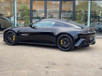 Used Aston Martin Vantage 2022 for sale - 76294632: Photo 2