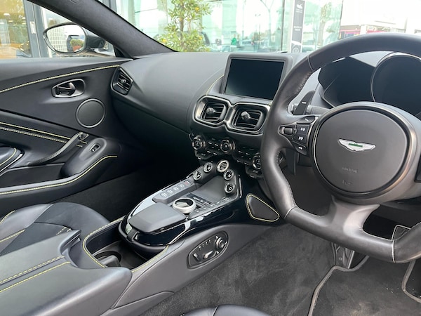 Used Aston Martin Vantage 2022 for sale - 76294632: Photo 3