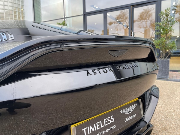 Used Aston Martin Vantage 2022 for sale - 76294632: Photo 8