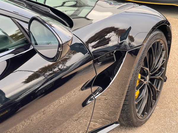 Used Aston Martin Vantage 2022 for sale - 76294632: Photo 9