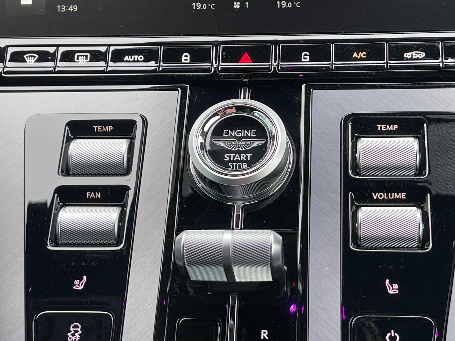 Used Aston Martin V8 2025 for sale - 76801651: Photo 14