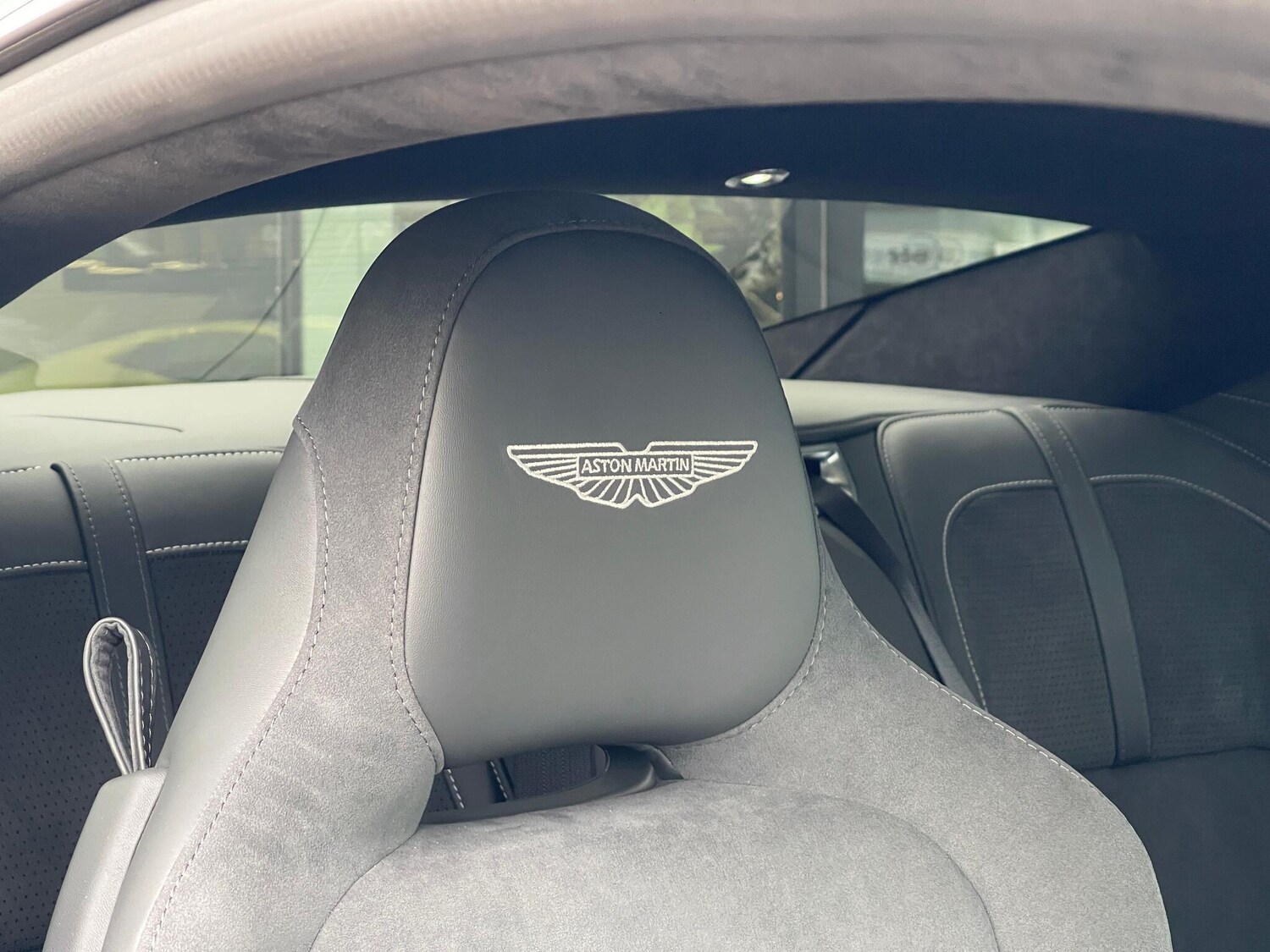 Used Aston Martin V8 2025 for sale - 76801651: Photo 5