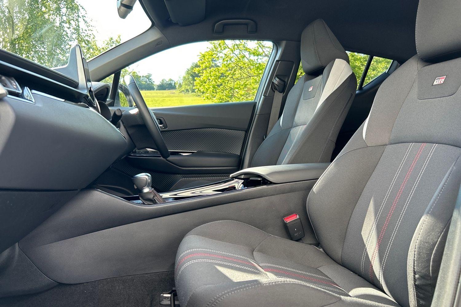 Used Toyota C-HR 2022 for sale - 76613196: Photo 48