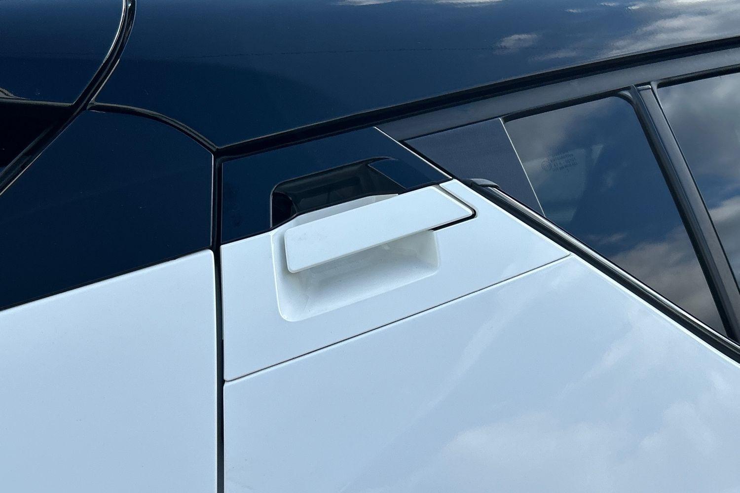 Used Toyota C-HR 2022 for sale - 76613196: Photo 61