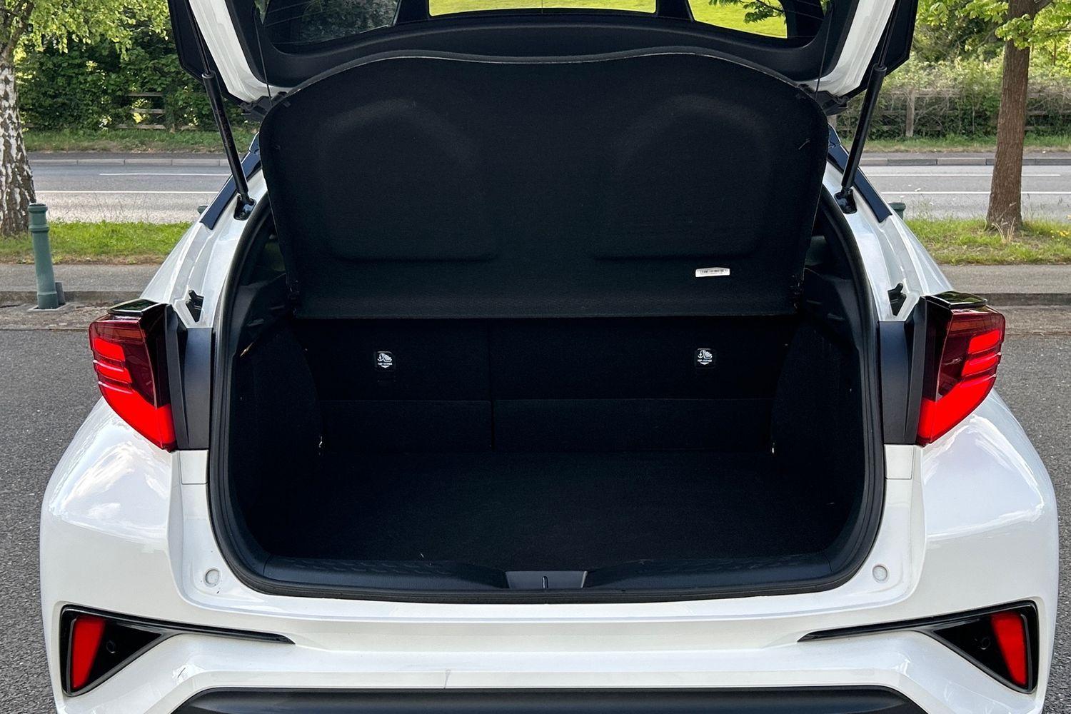 Used Toyota C-HR 2022 for sale - 76613196: Photo 66