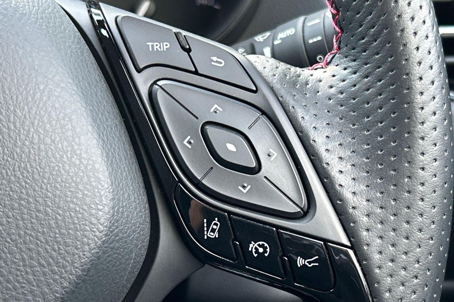 Used Toyota C-HR 2022 for sale - 76613196: Photo 88