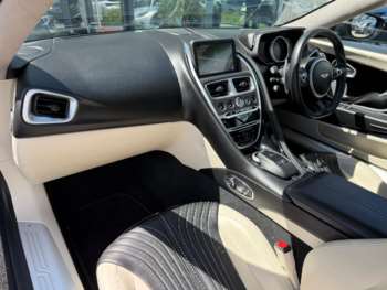 Used Aston Martin DB11 2018 for sale - 75214734: Photo