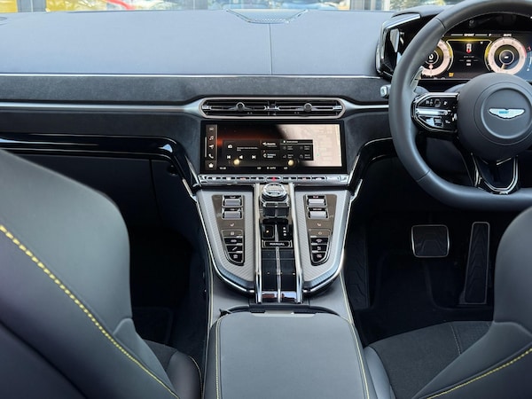 Used Aston Martin Vantage 2025 for sale - 75224464: Photo 20