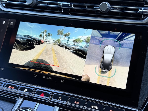 Used Aston Martin Vantage 2025 for sale - 75224464: Photo 32